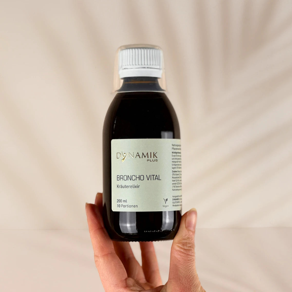 Broncho Vital in Hand